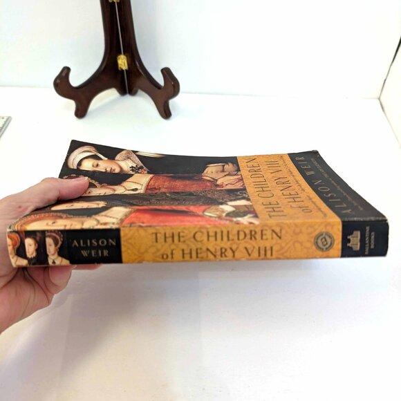 Alison Weir Paperback Books, The Life of Elizabeth, The Children of Henry VIII - Picture 14 of 15